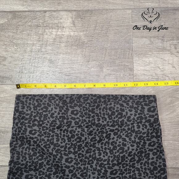 Loft Cheetah Leggings Size S - Picture 3 of 6